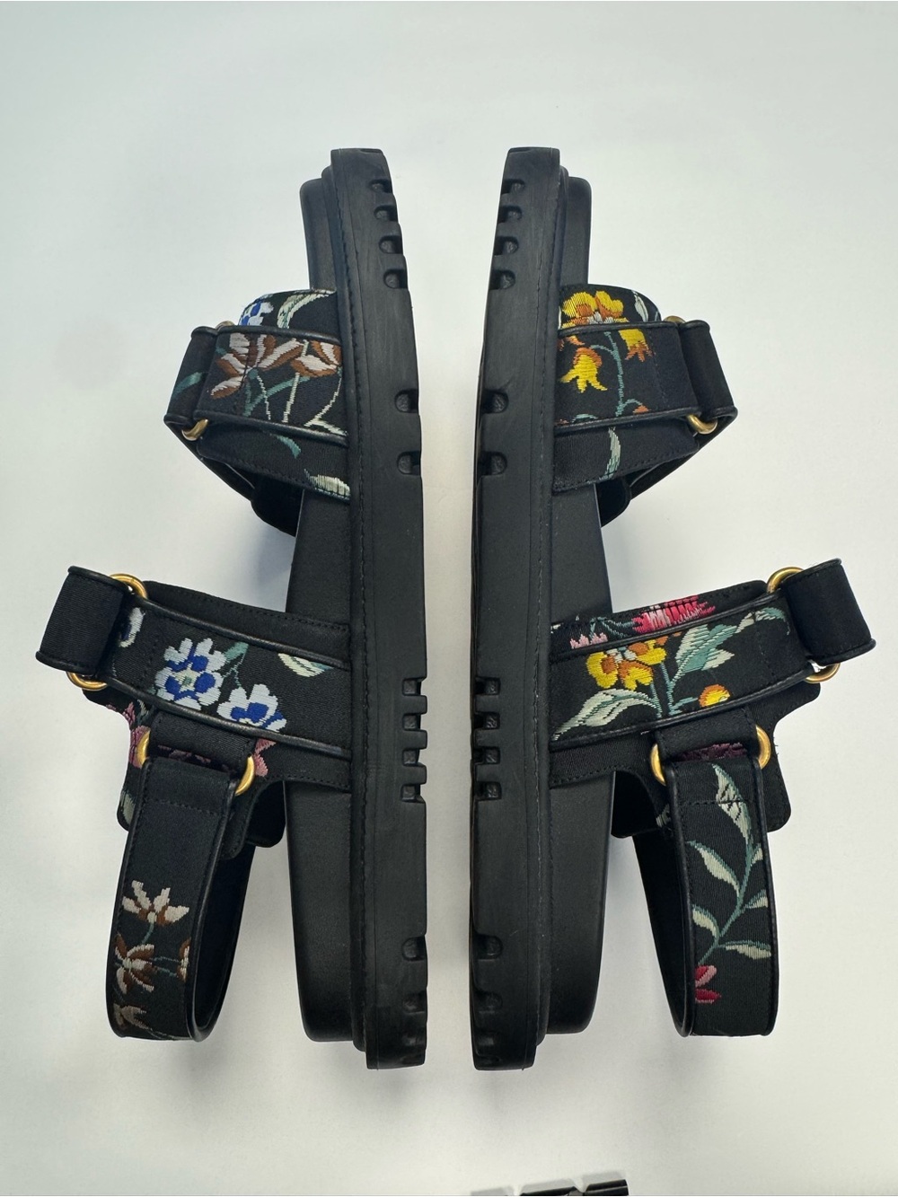 Christian Dior Dioract Black Floral Embroidered Sandals - Picture 4 of 8
